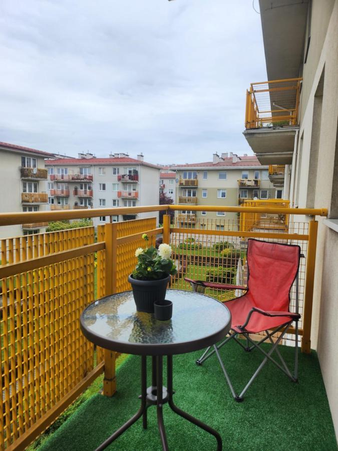 Wspomnienie Mlodosci Apartamento Cracóvia Exterior foto